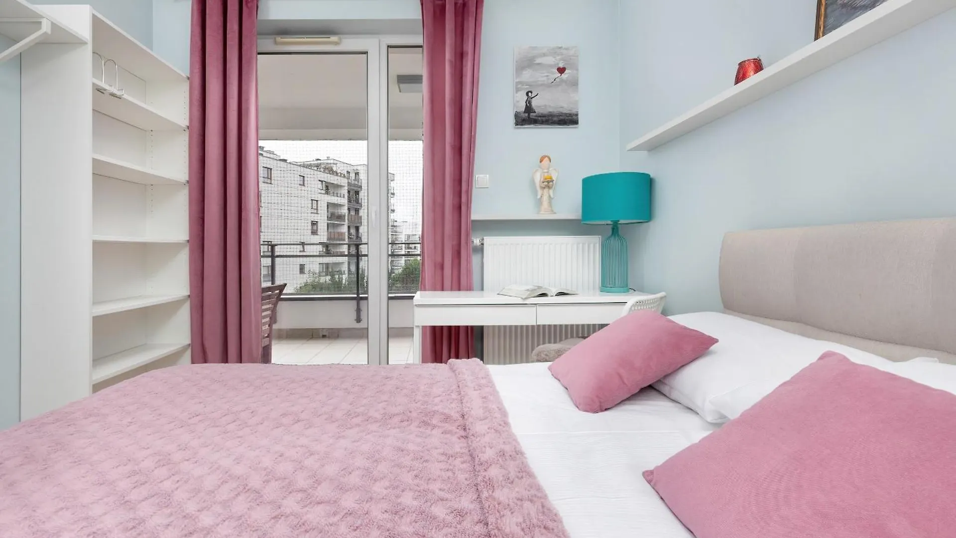 Cosy Apartment With Parking Nowaka-Jezioranskiego Praga By Noclegi Renters Varsóvia 0*,