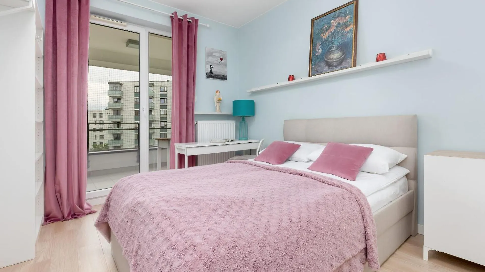 Cosy Apartment With Parking Nowaka-Jezioranskiego Praga By Noclegi Renters Varsóvia